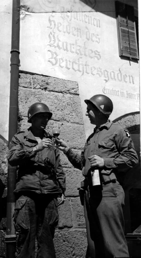 Soldiers at Berchtesgaden